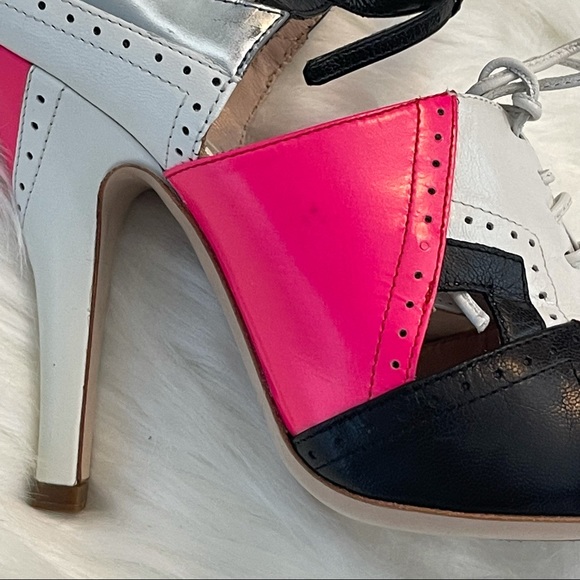 Miu Miu High Heel Booties 🖤 - Picture 11 of 11